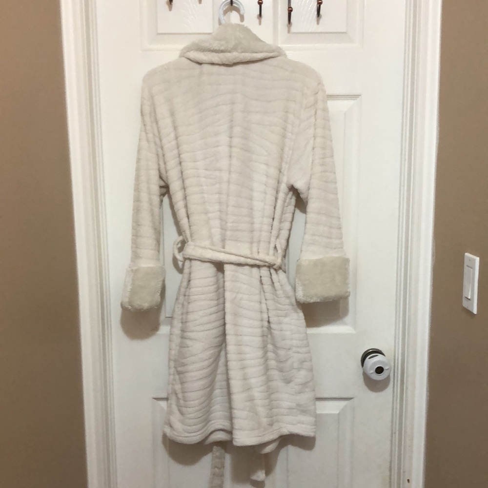 la Vie En Rose Robe - Picture 2 of 4